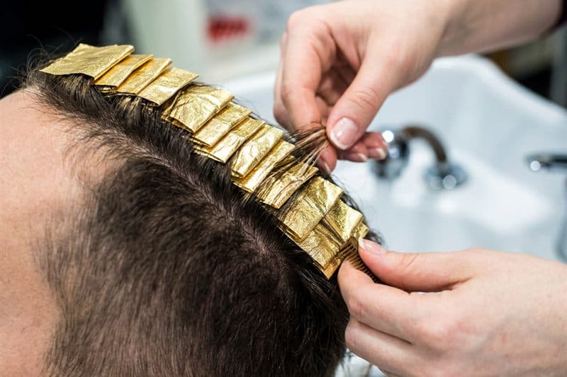 Mechas y decoloración - peluquería hombres